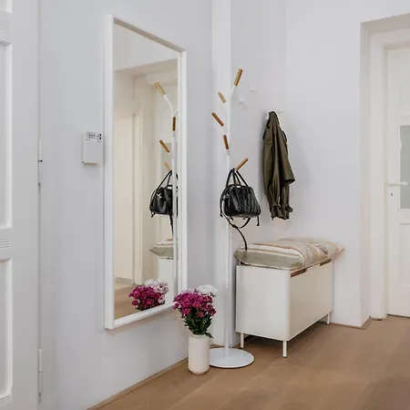 Days - Luxurious In A Quiet Area Appartement *