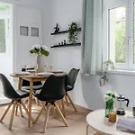 Apartment Days - Luxurious In A Quiet Area Prag