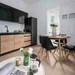 Apartment Days - Luxurious In A Quiet Area Prag